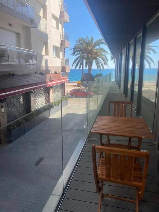 Piso Lujo De La Playa Lloret. Lloret de Mar Apartment