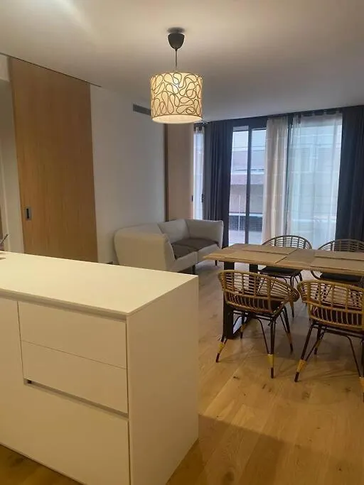 Piso Lujo De La Playa Lloret. Lloret de Mar 0*,  Španělsko
